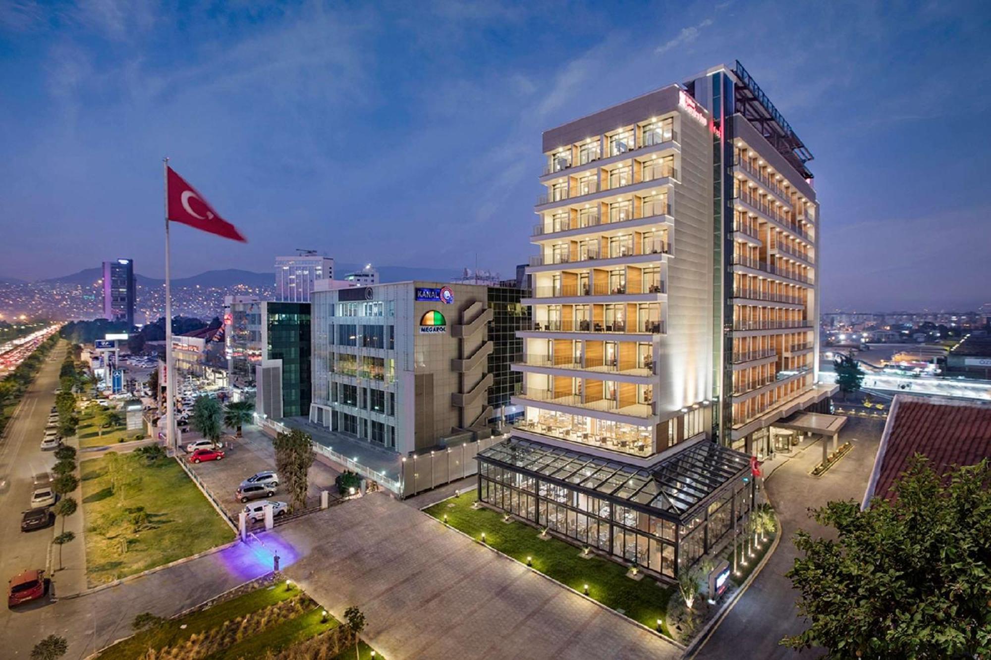 Hilton Garden Inn Izmir Bayrakli Zewnętrze zdjęcie